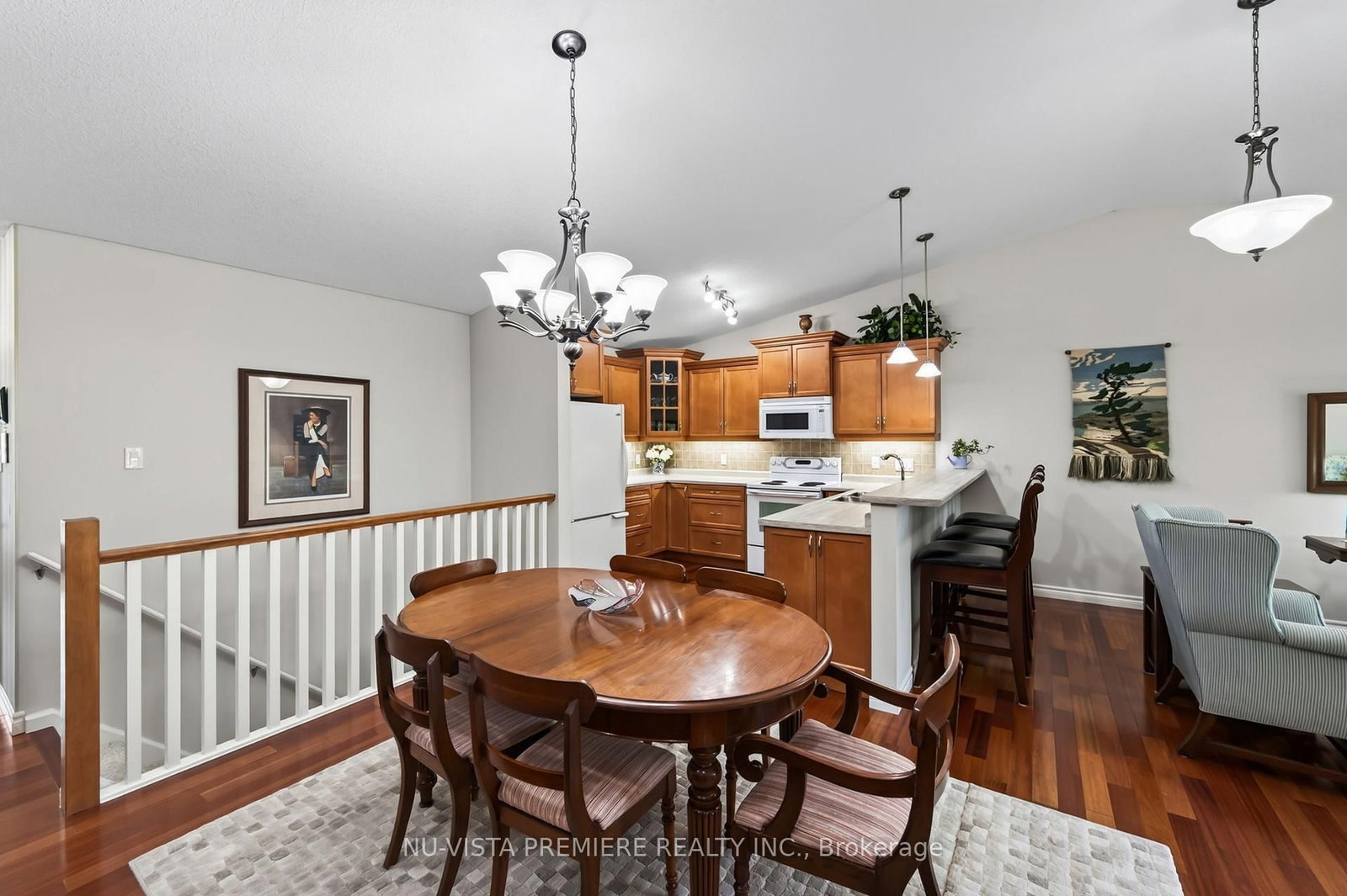 572 Thistlewood Drive • #6 • London North, ON photo 13