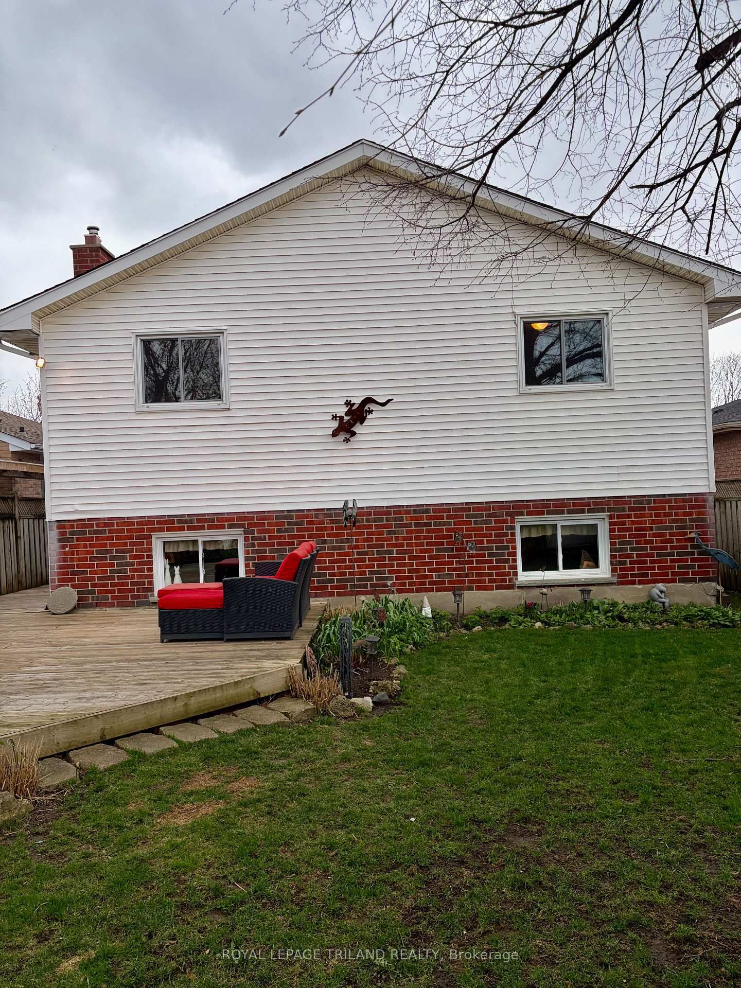 252 Josselyn Drive • London South, ON photo 32