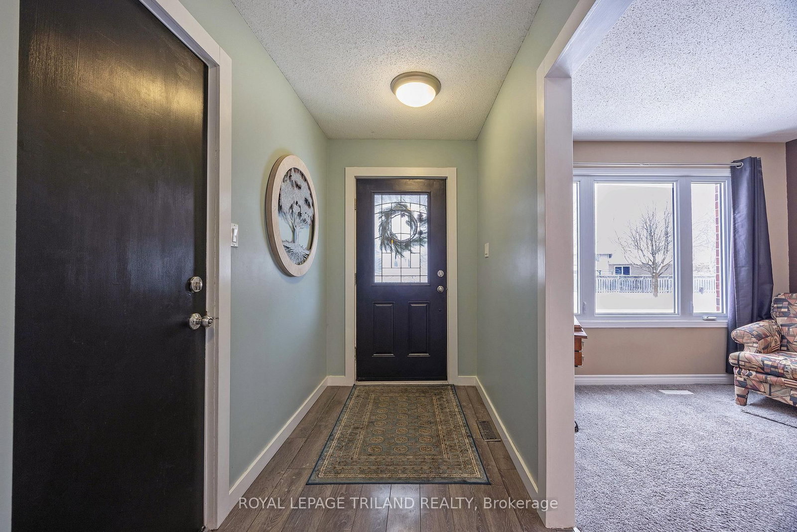 252 Josselyn Drive • London South, ON photo 4
