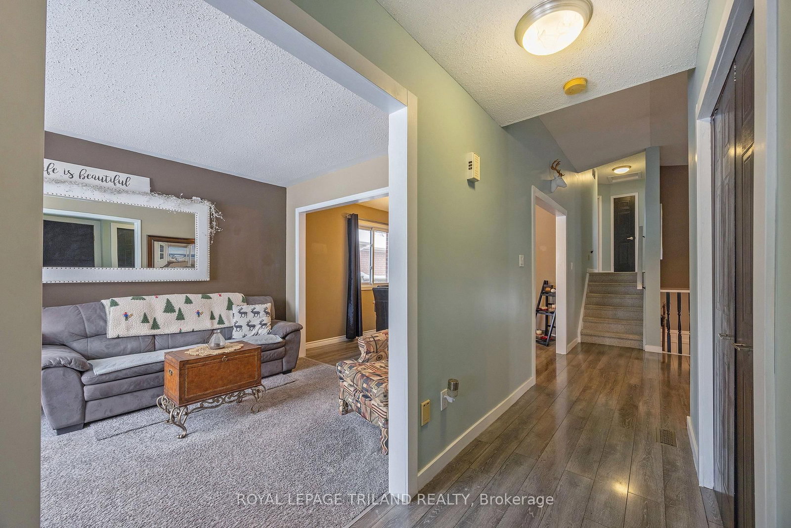 252 Josselyn Drive • London South, ON photo 5