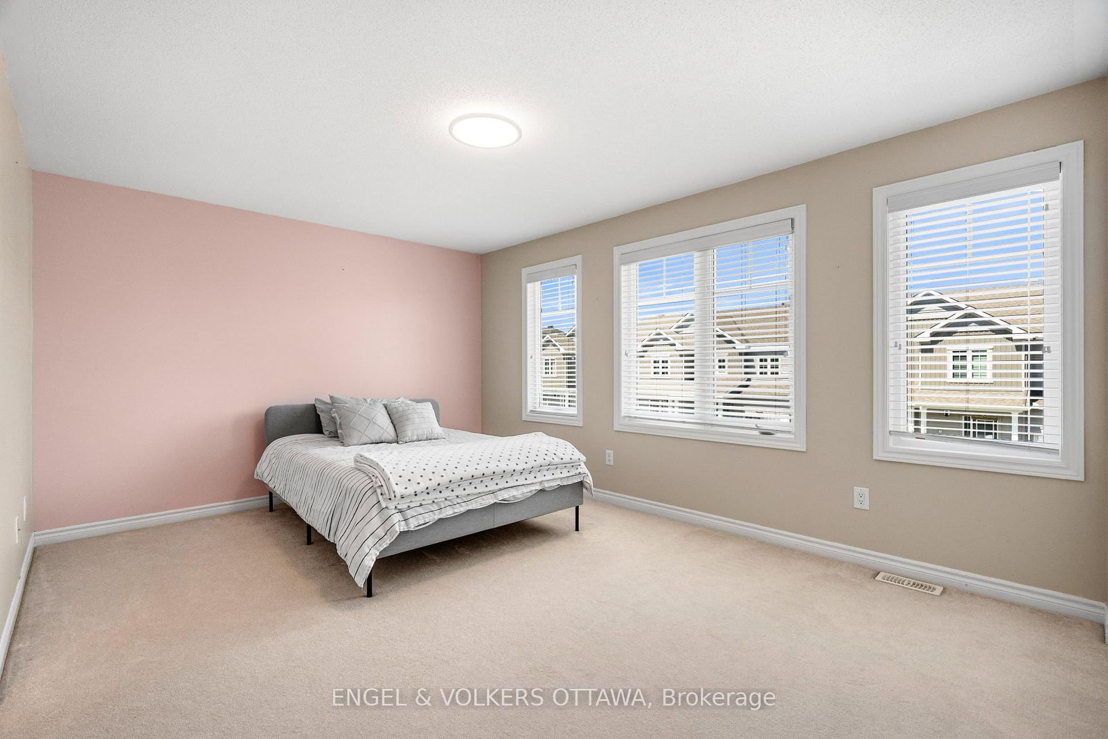 520 Brigatine Avenue • Ottawa, ON photo 20