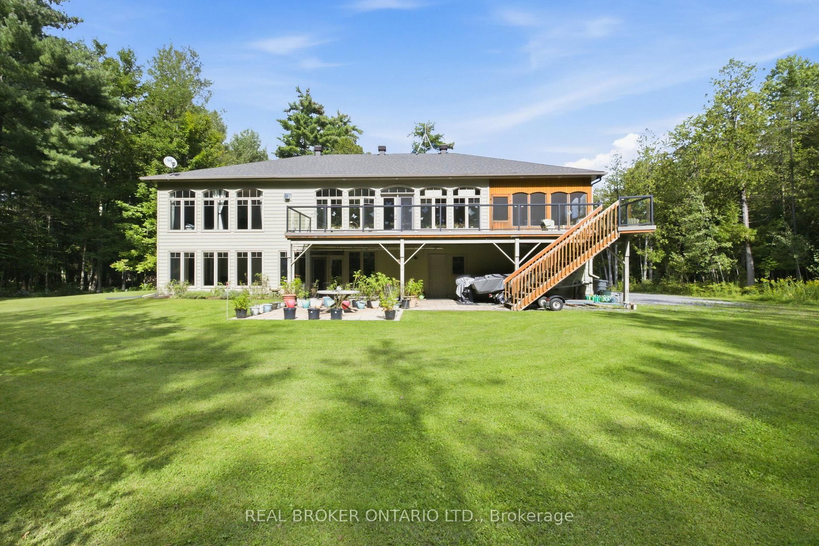 3475 Torwood Drive • Ottawa, ON photo 4