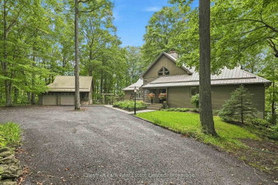 26 Benham Place Road • Prince Edward County, ON photo 2