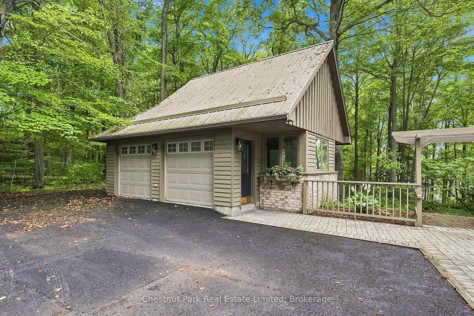 26 Benham Place Road • Prince Edward County, ON photo 3