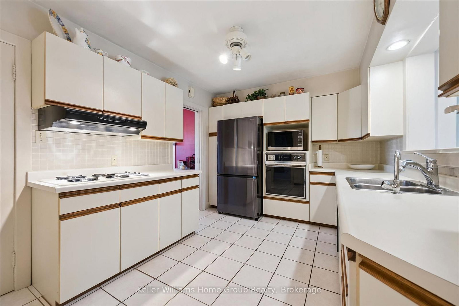 225 Elora Street • Centre Wellington, ON photo 12