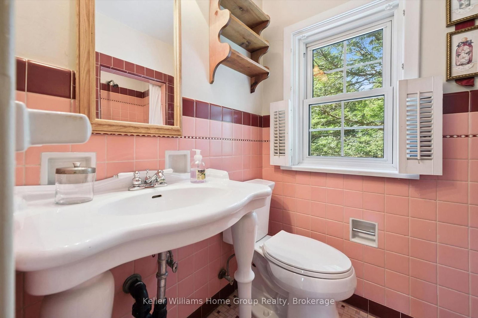 225 Elora Street • Centre Wellington, ON photo 26