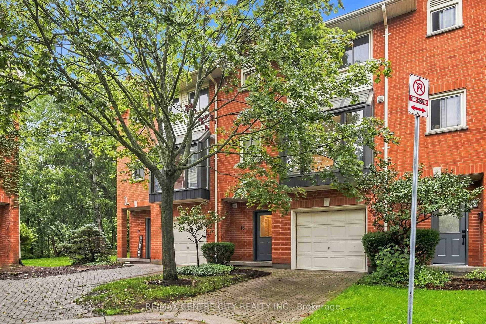 683 Windermere Road • #16 • London North, ON photo 2