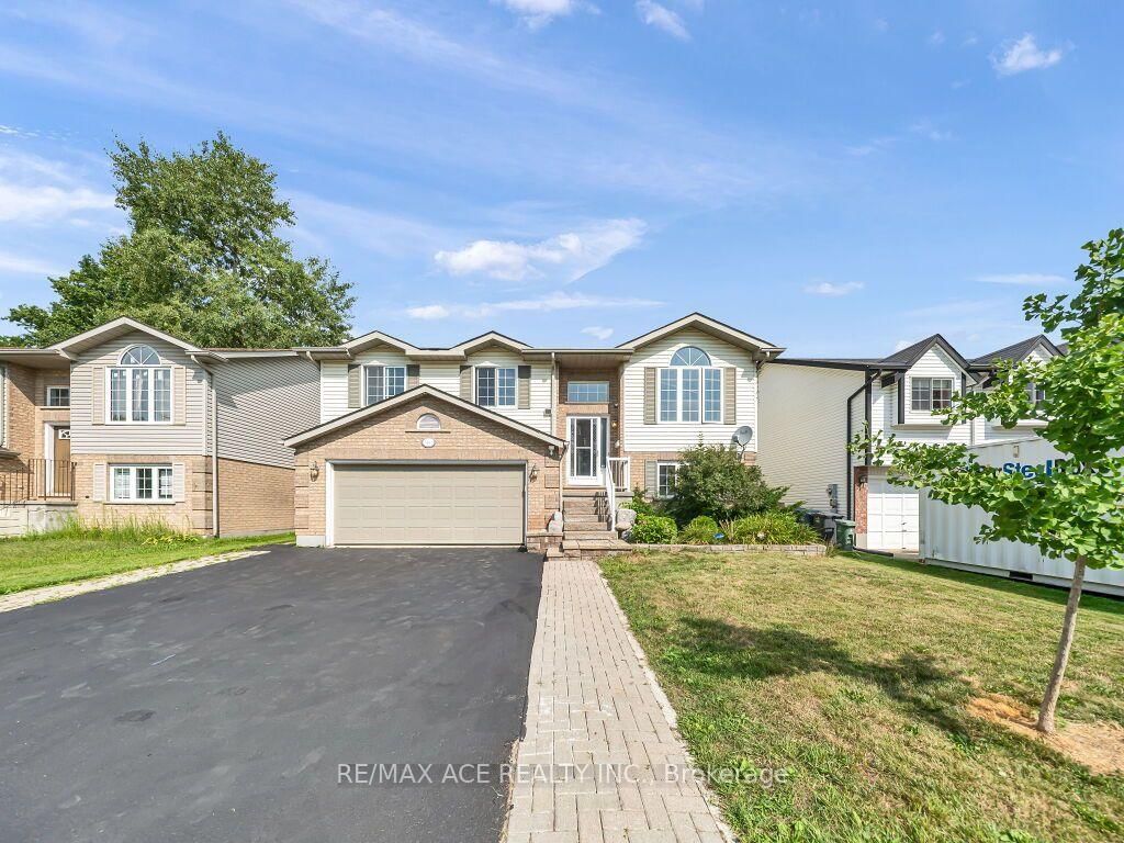 46 McLachlan Place • Guelph, ON photo 3