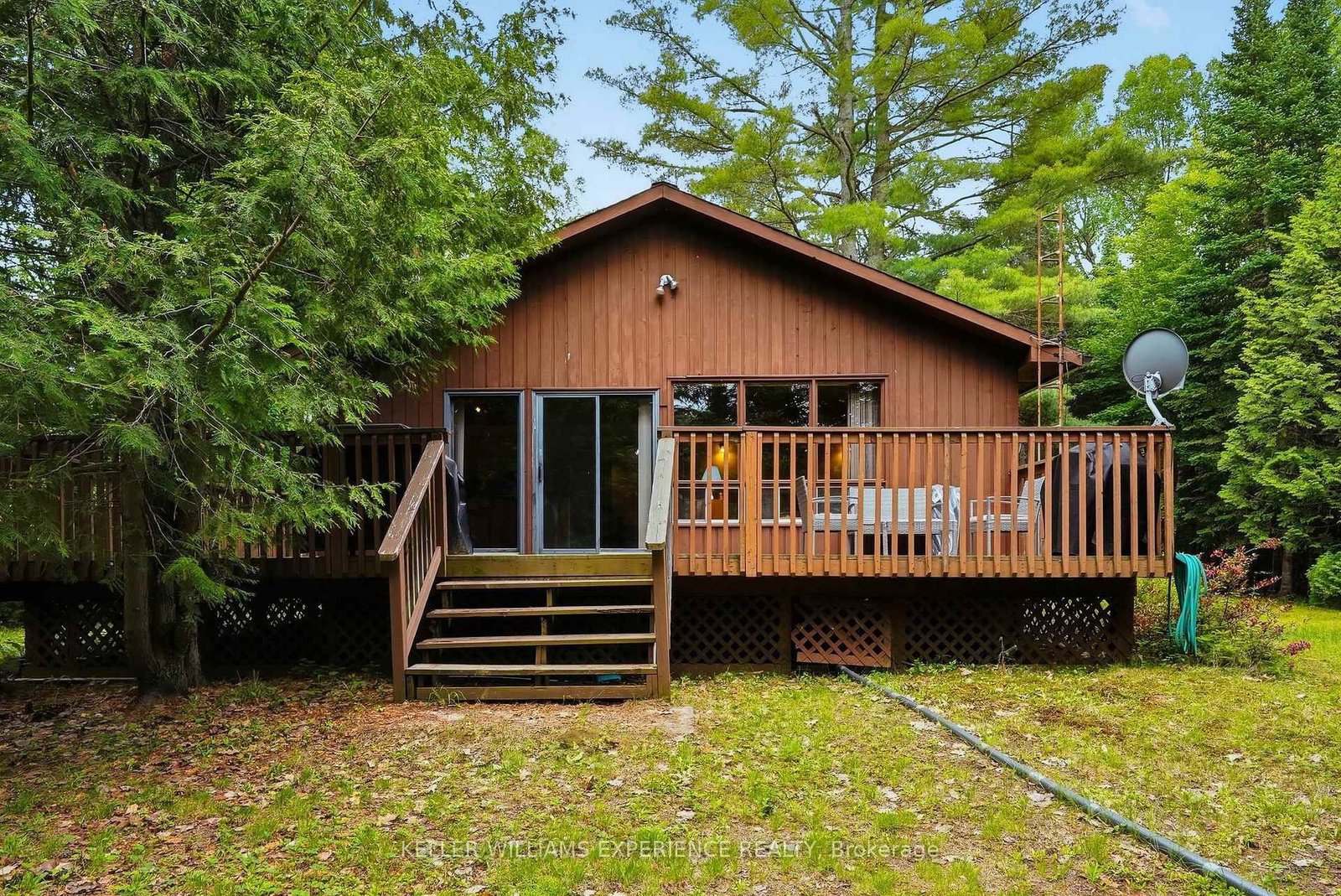 1689 Braeloch Road • Algonquin Highlands, ON photo 2