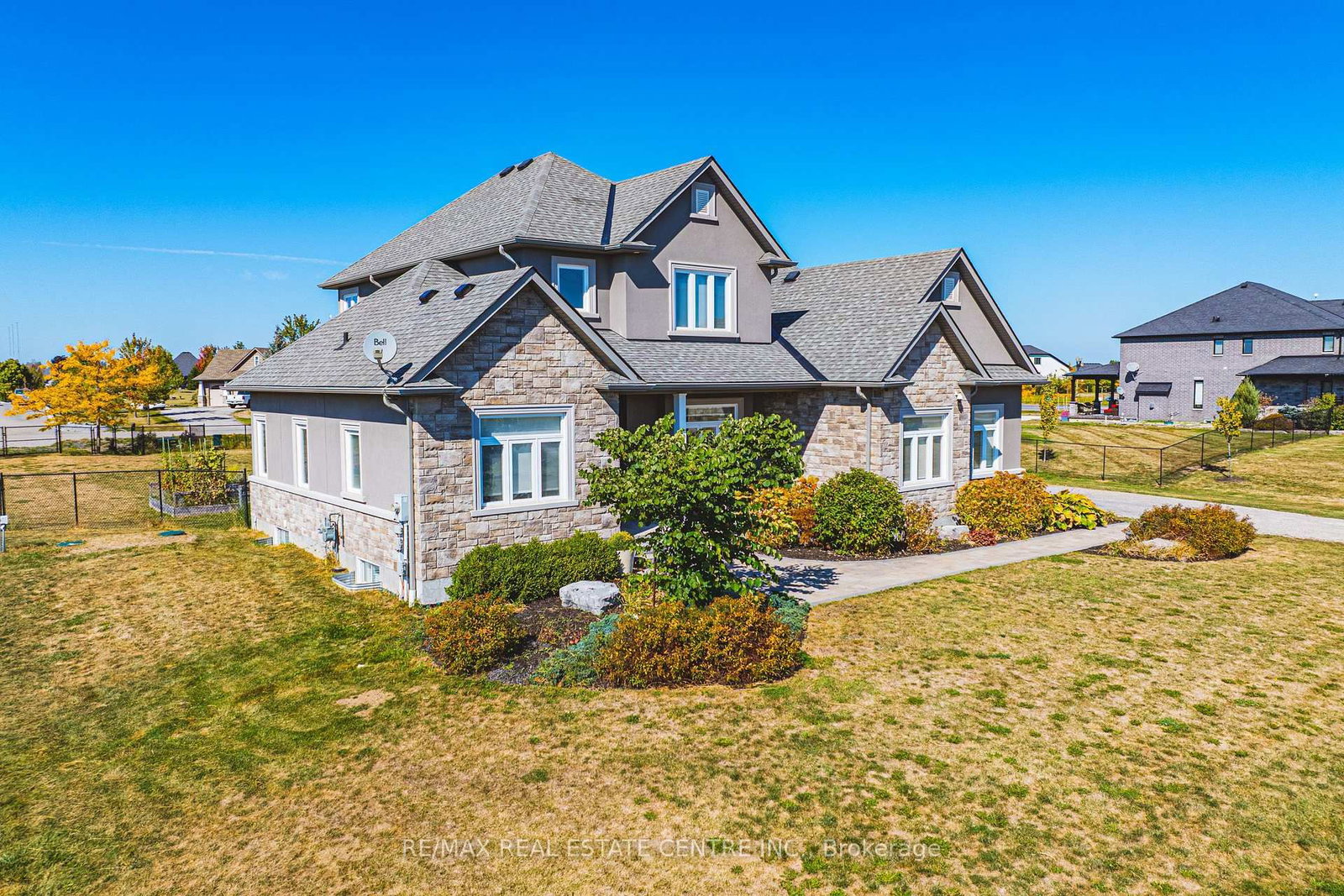 2855 Haldimand Road 9 Road • Haldimand, ON photo 2