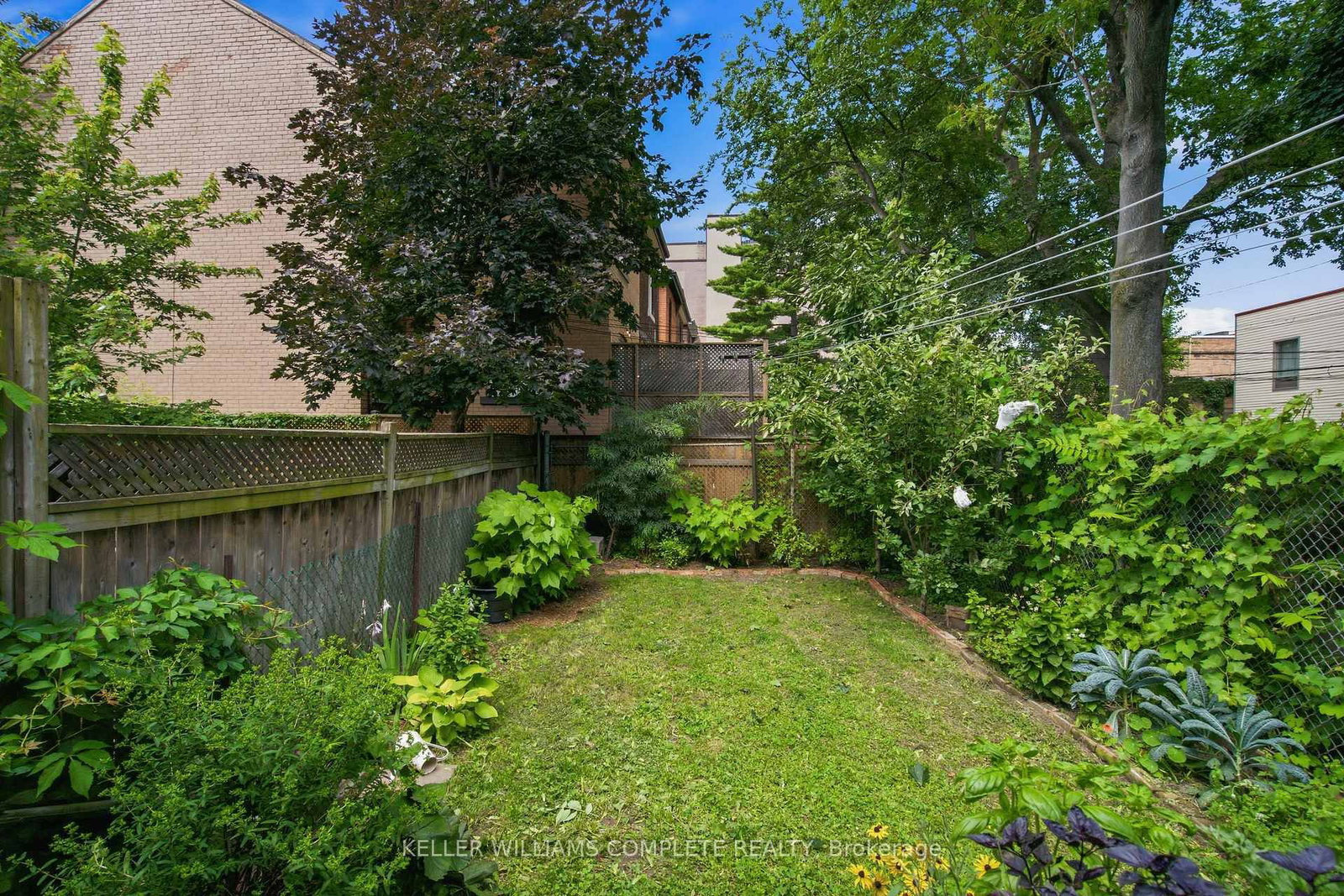 22 Spring Street • Hamilton, ON photo 45
