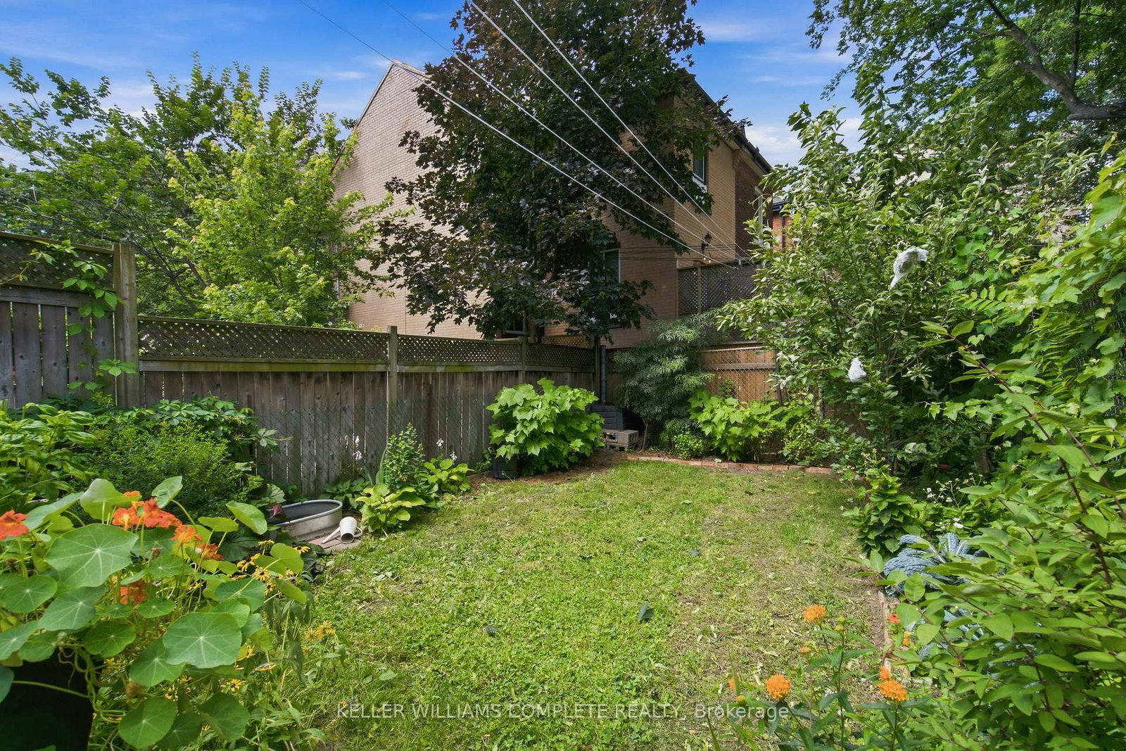 22 Spring Street • Hamilton, ON photo 46