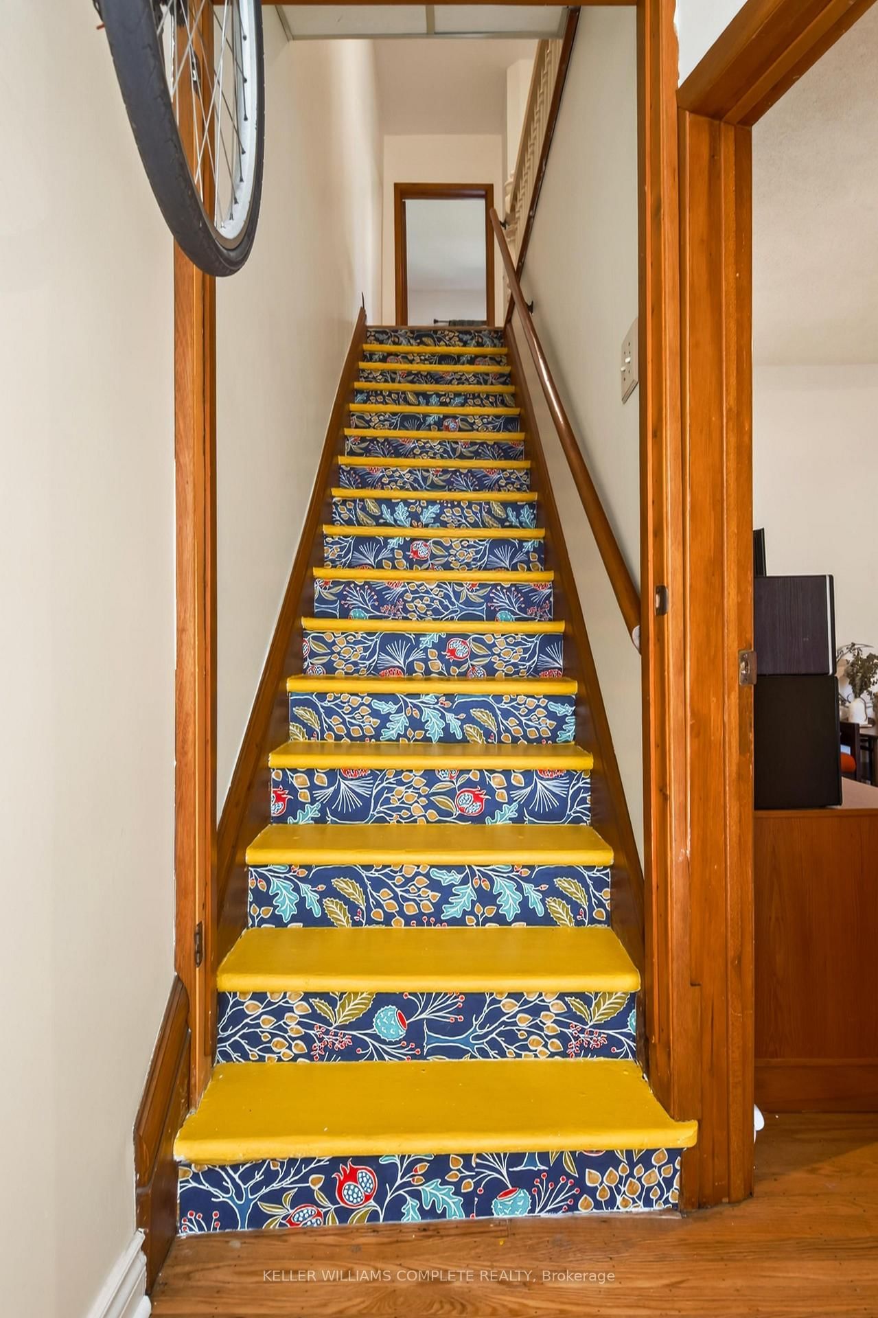 22 Spring Street • Hamilton, ON photo 8