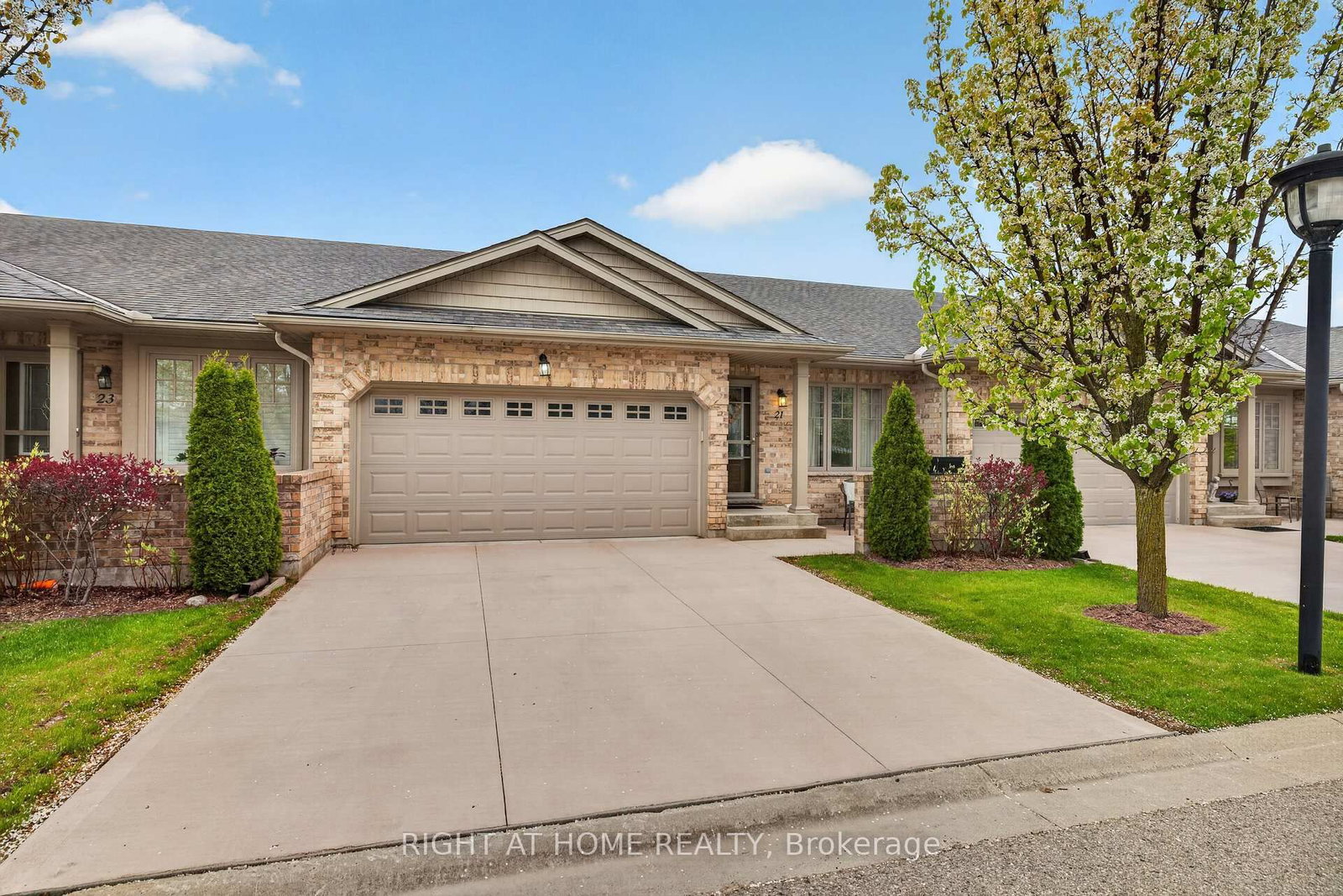 2100 Denview Avenue • #21 • London North, ON photo 2