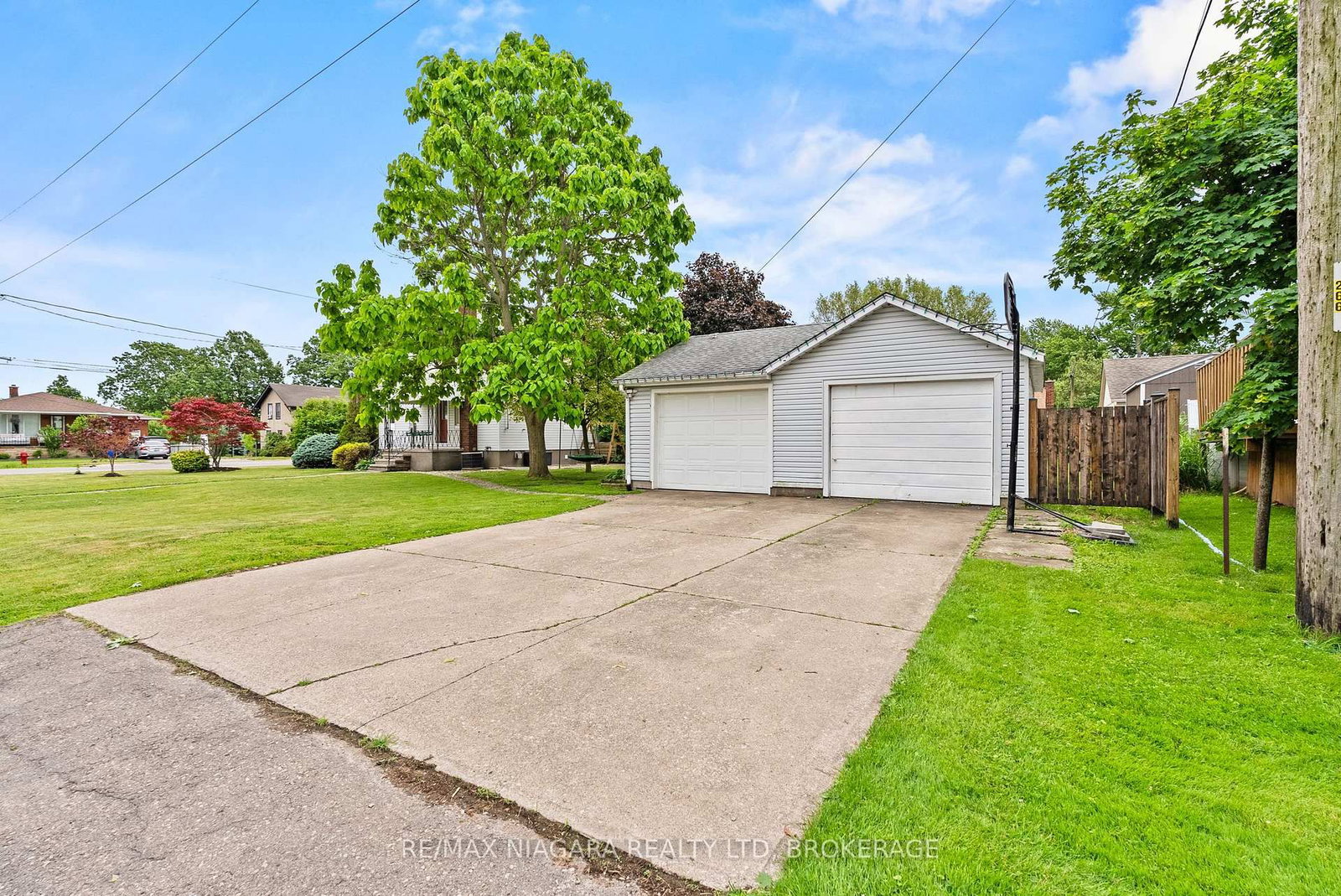 230 Wellington Street • Port Colborne, ON photo 42