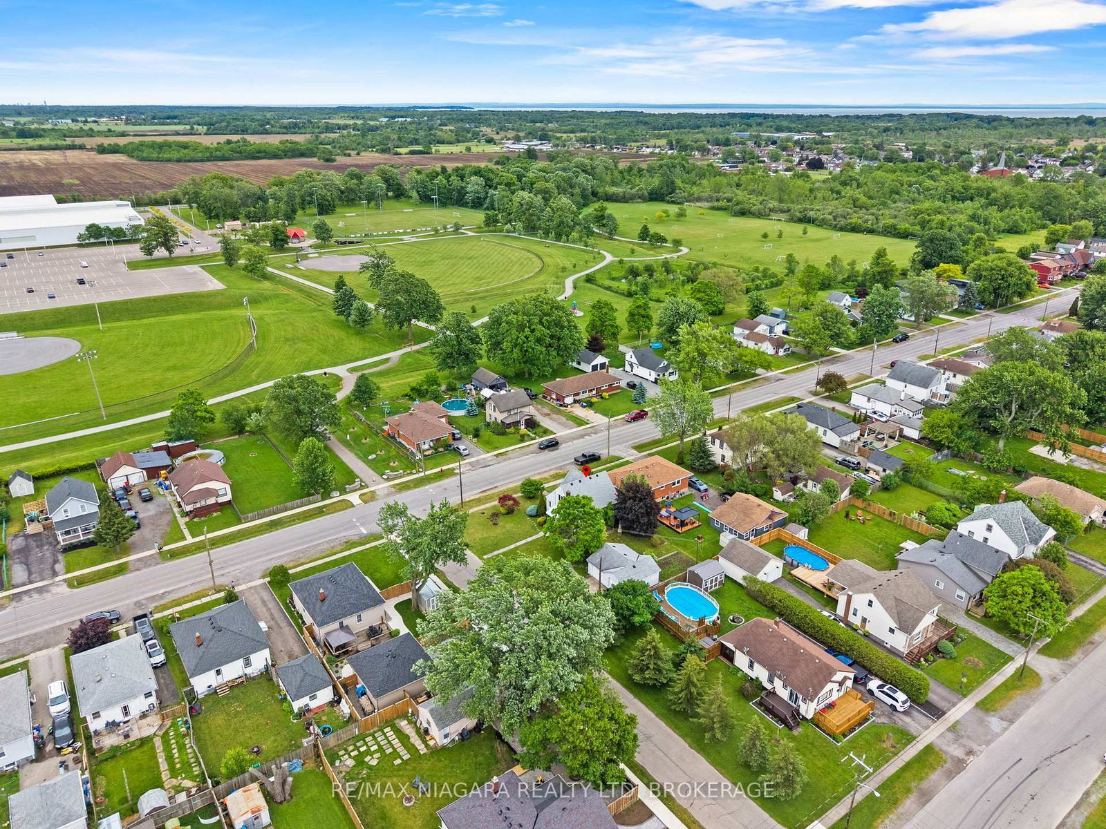 230 Wellington Street • Port Colborne, ON photo 46