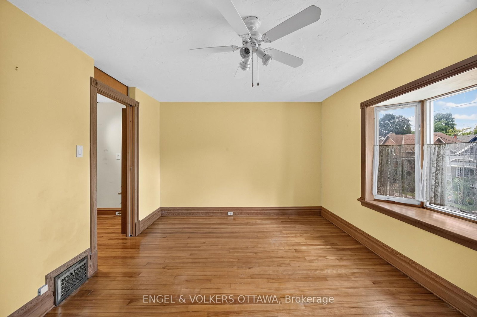 68 Cameron Avenue • Ottawa, ON photo 30
