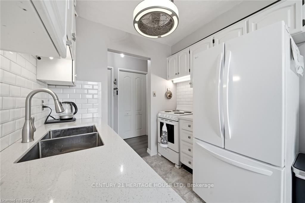 87 St George Street • #508 • Brantford, ON photo 11
