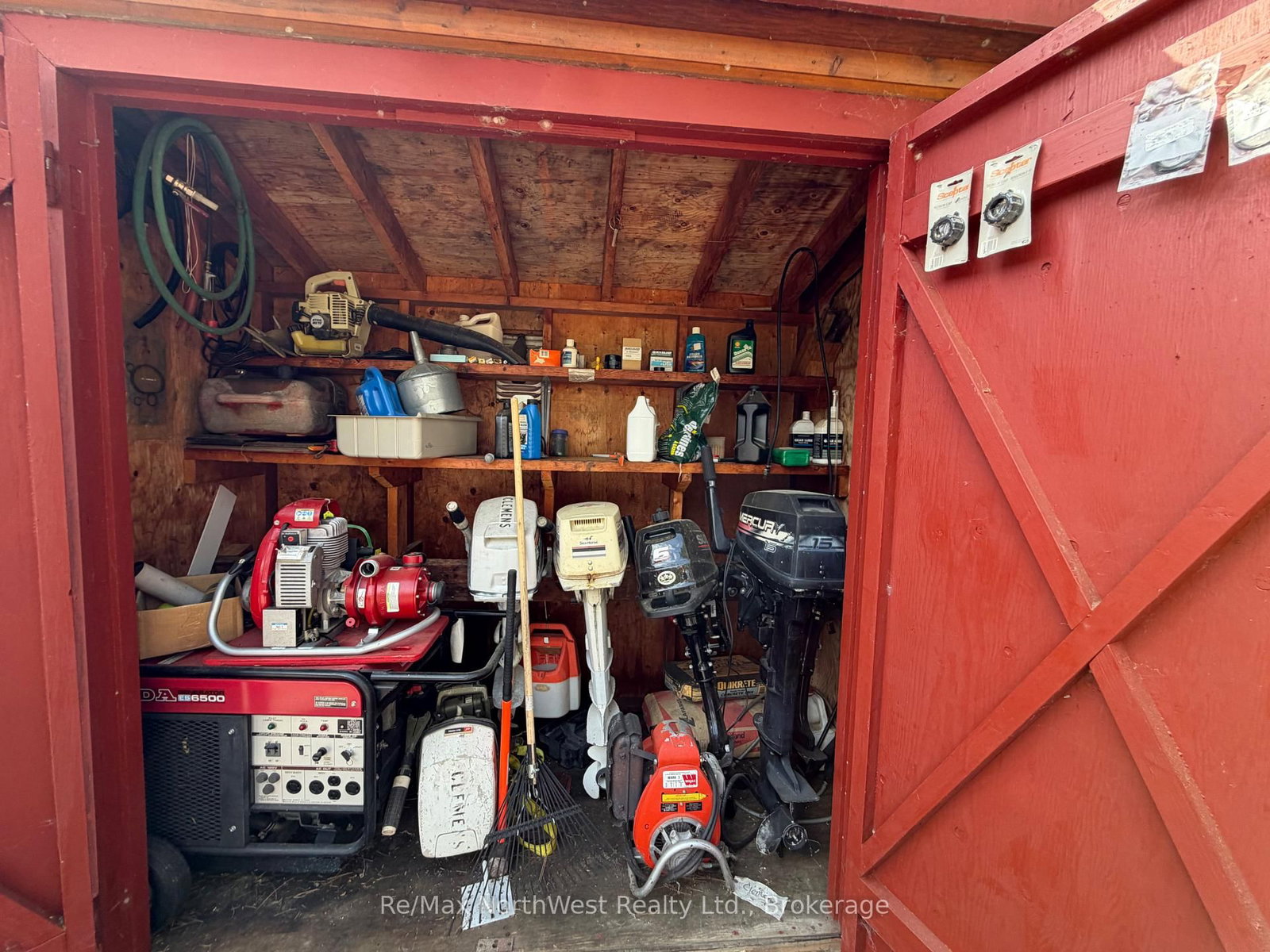 Kenora Remote Area photo 31