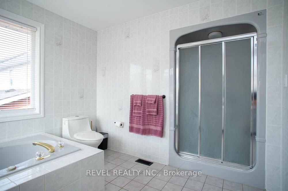 7 Cooper Court • Brantford, ON photo 31