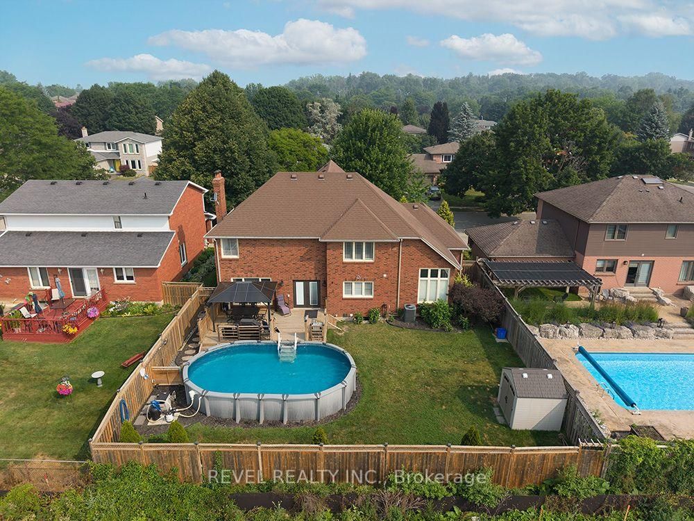 7 Cooper Court • Brantford, ON photo 41