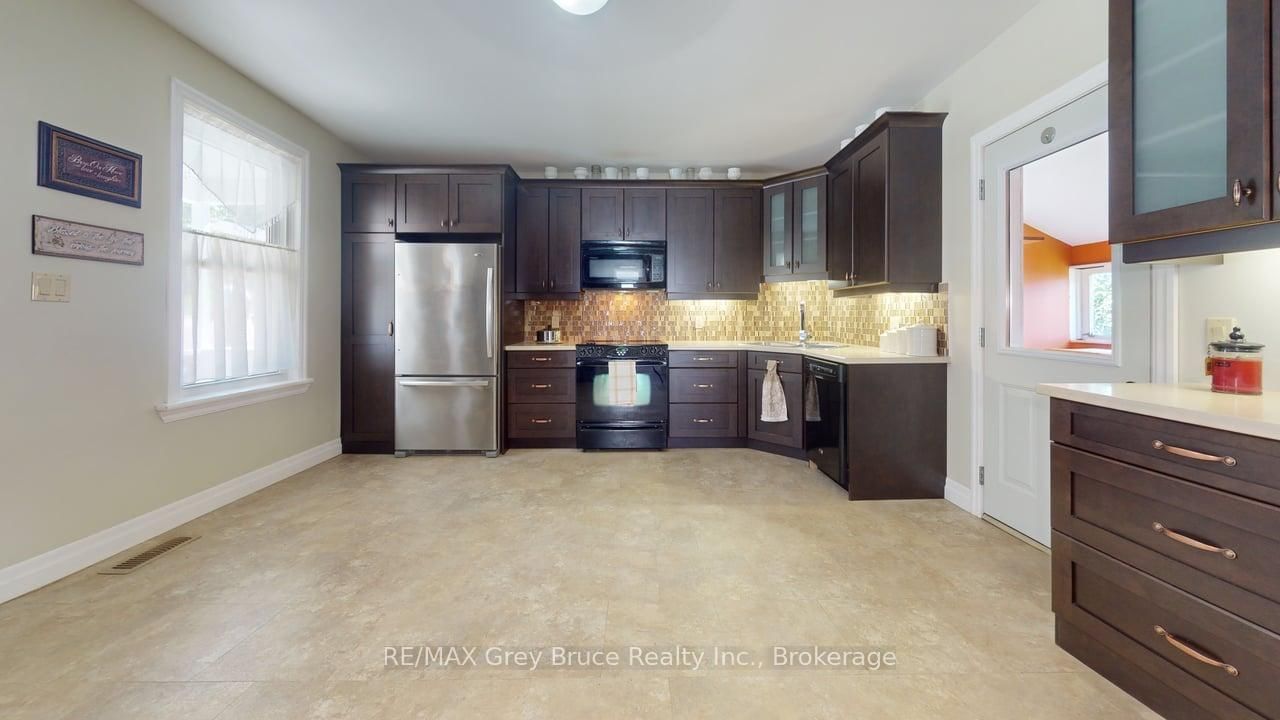 53 3rd Street S • Arran-Elderslie, ON photo 9