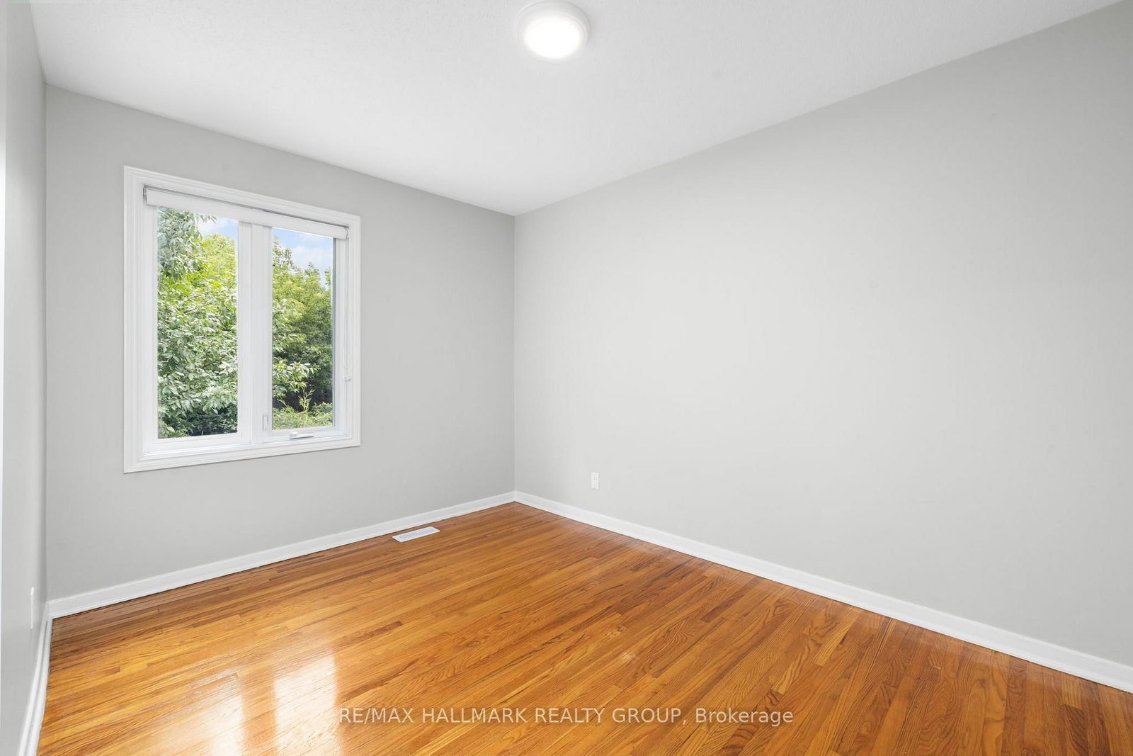 84 Chesterton Drive • Ottawa, ON photo 20