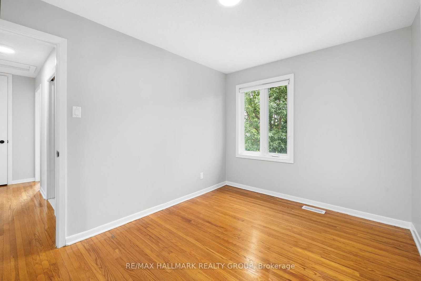 84 Chesterton Drive • Ottawa, ON photo 21