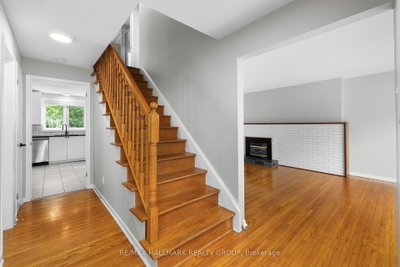 84 Chesterton Drive • Ottawa, ON photo 4