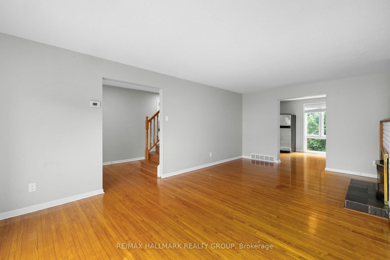 84 Chesterton Drive • Ottawa, ON photo 6