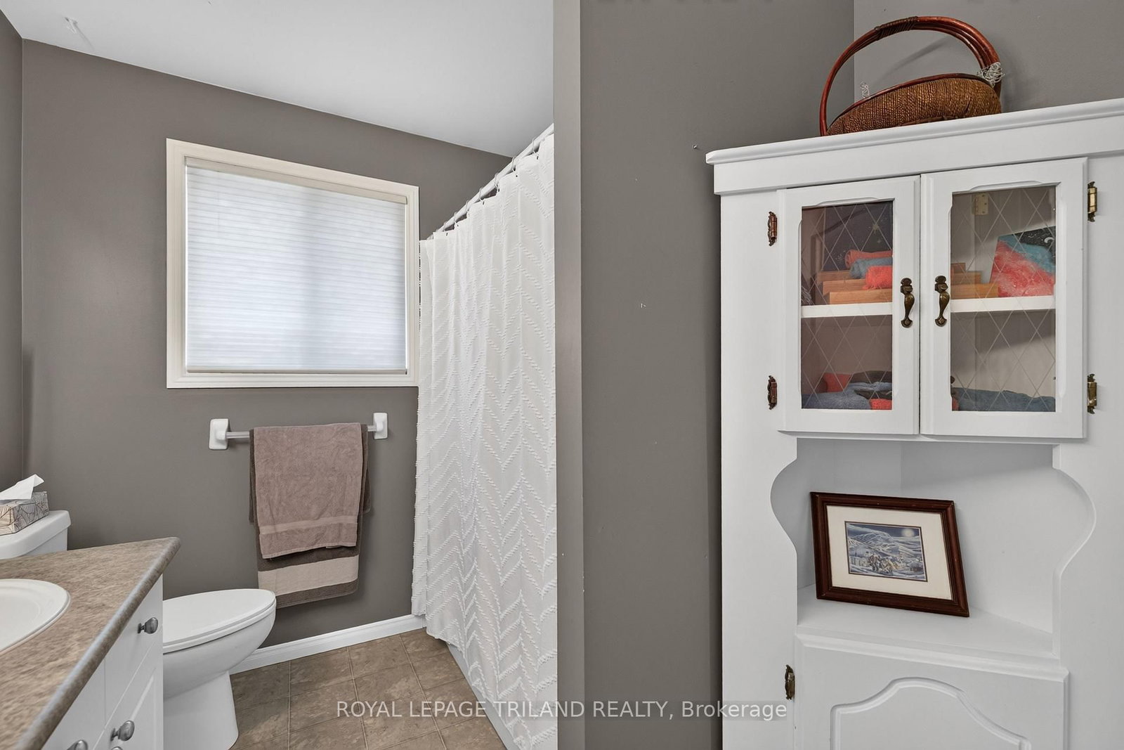 59 Queensway Drive • Strathroy-Caradoc, ON photo 25