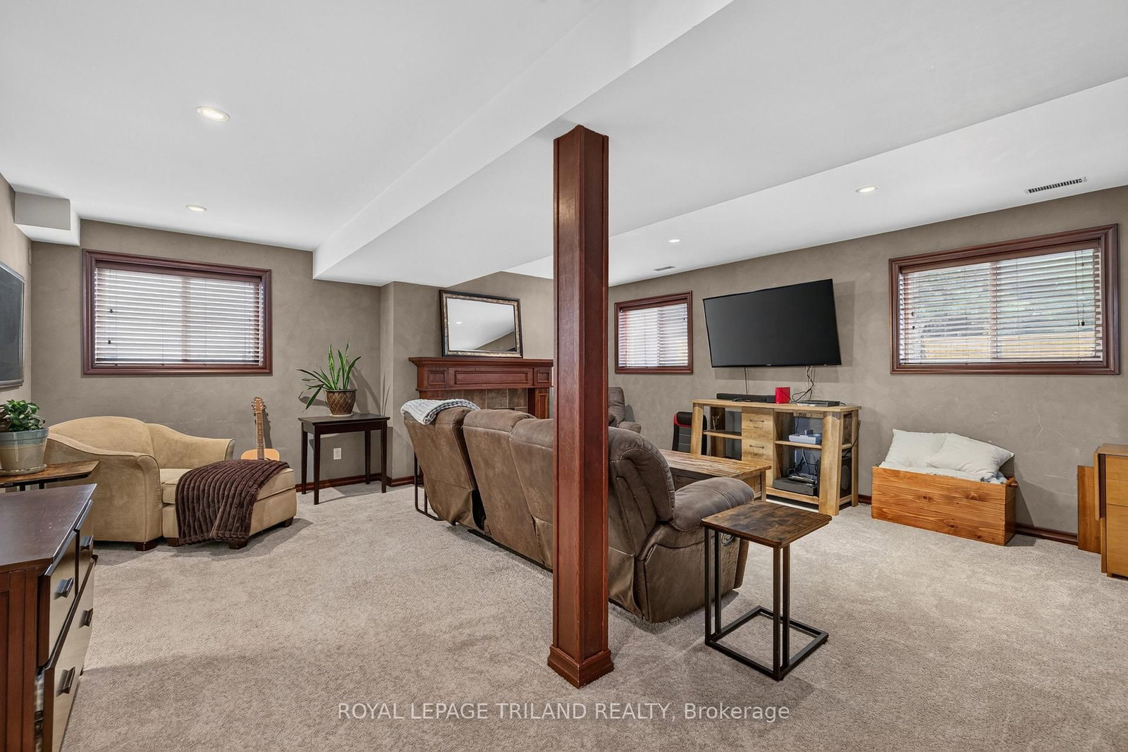 59 Queensway Drive • Strathroy-Caradoc, ON photo 26