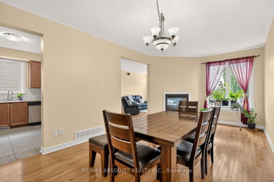 1070 Northgraves Crescent • Ottawa, ON photo 9