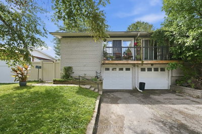 Borden Farm/Stewart Farm/Carleton Heights/Parkwood Hills, Ottawa - Photo 1