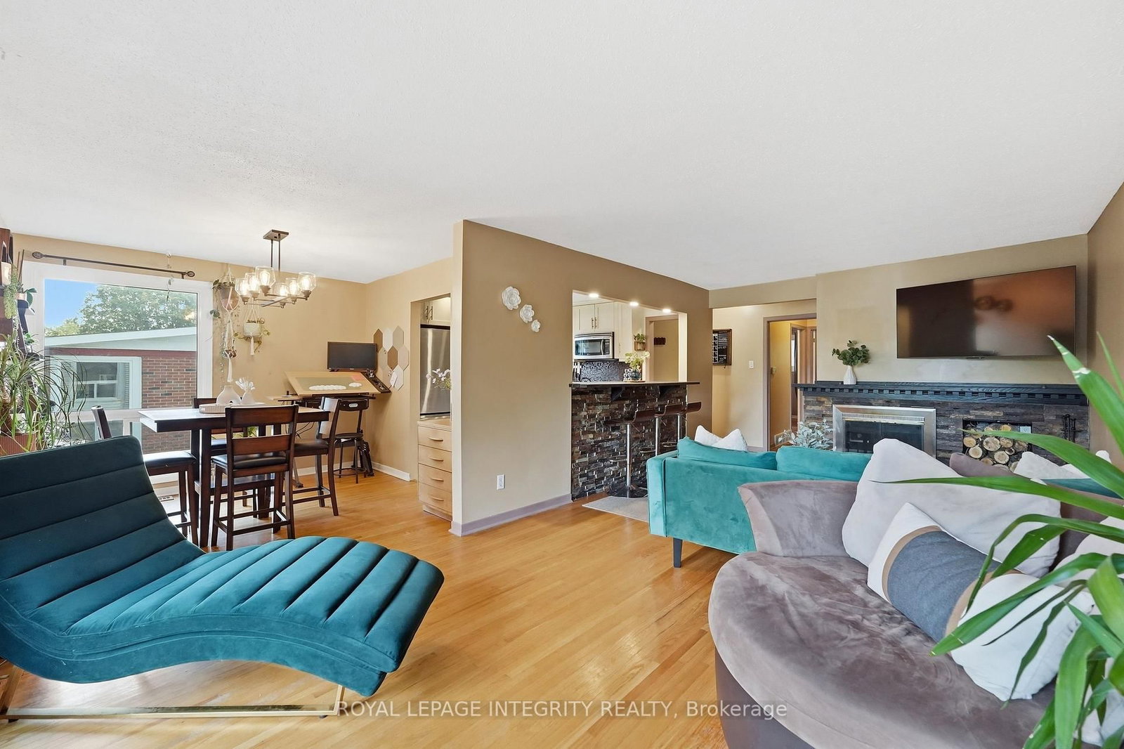 26 Woodmount Crescent • Ottawa, ON photo 16