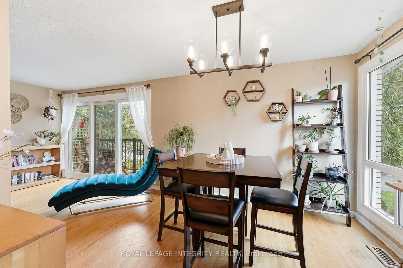 26 Woodmount Crescent • Ottawa, ON photo 18