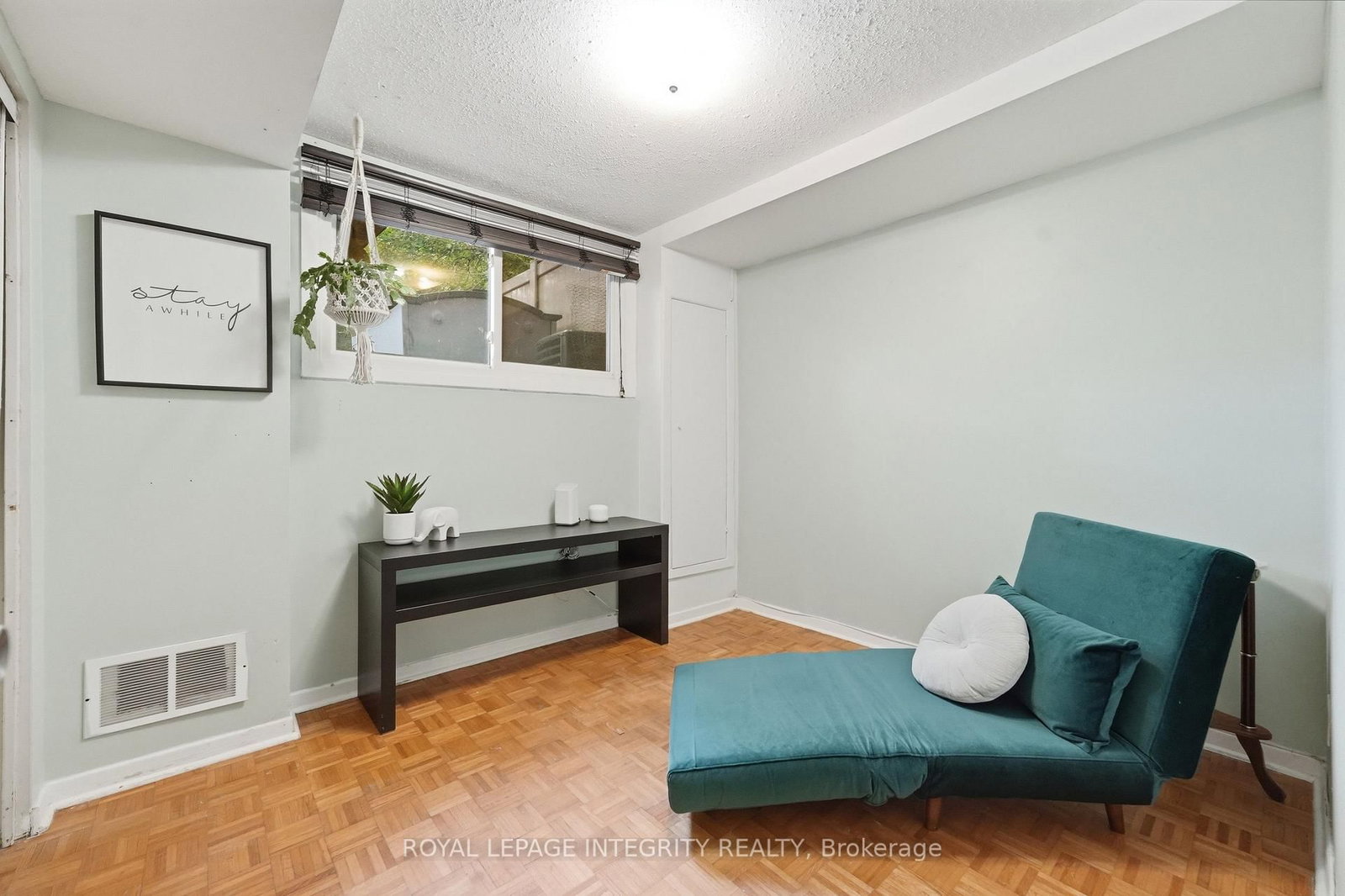 26 Woodmount Crescent • Ottawa, ON photo 26