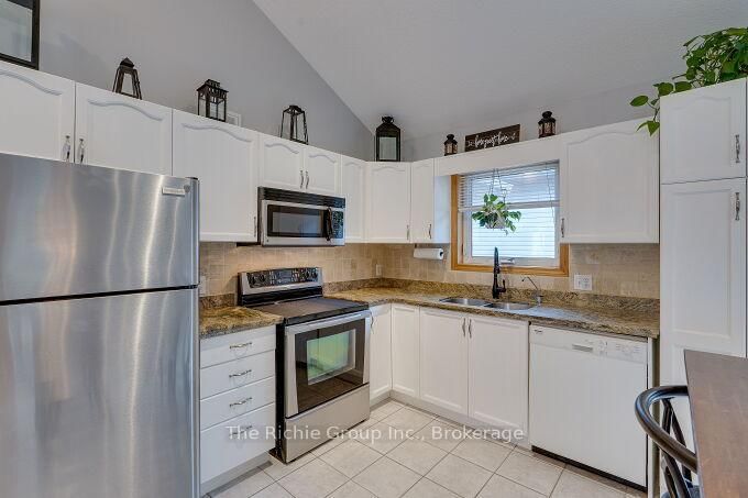 624 Cedar Street W • Shelburne, ON photo 11