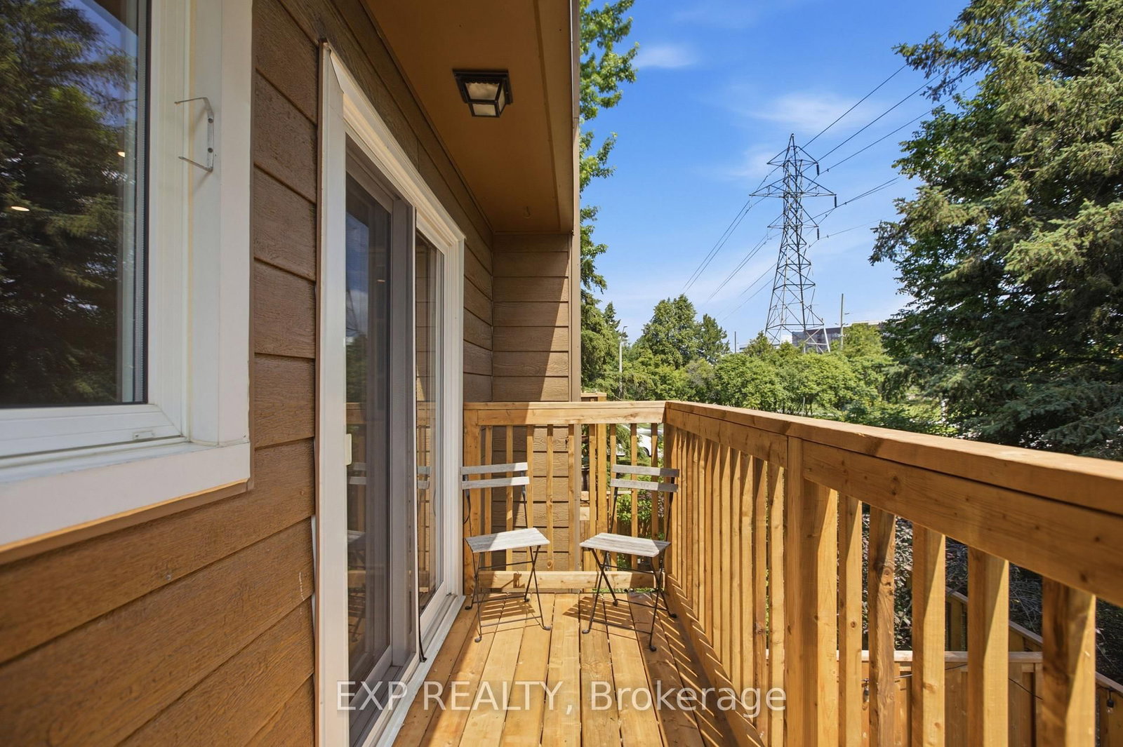 2092 Eric Crescent • Ottawa, ON photo 12