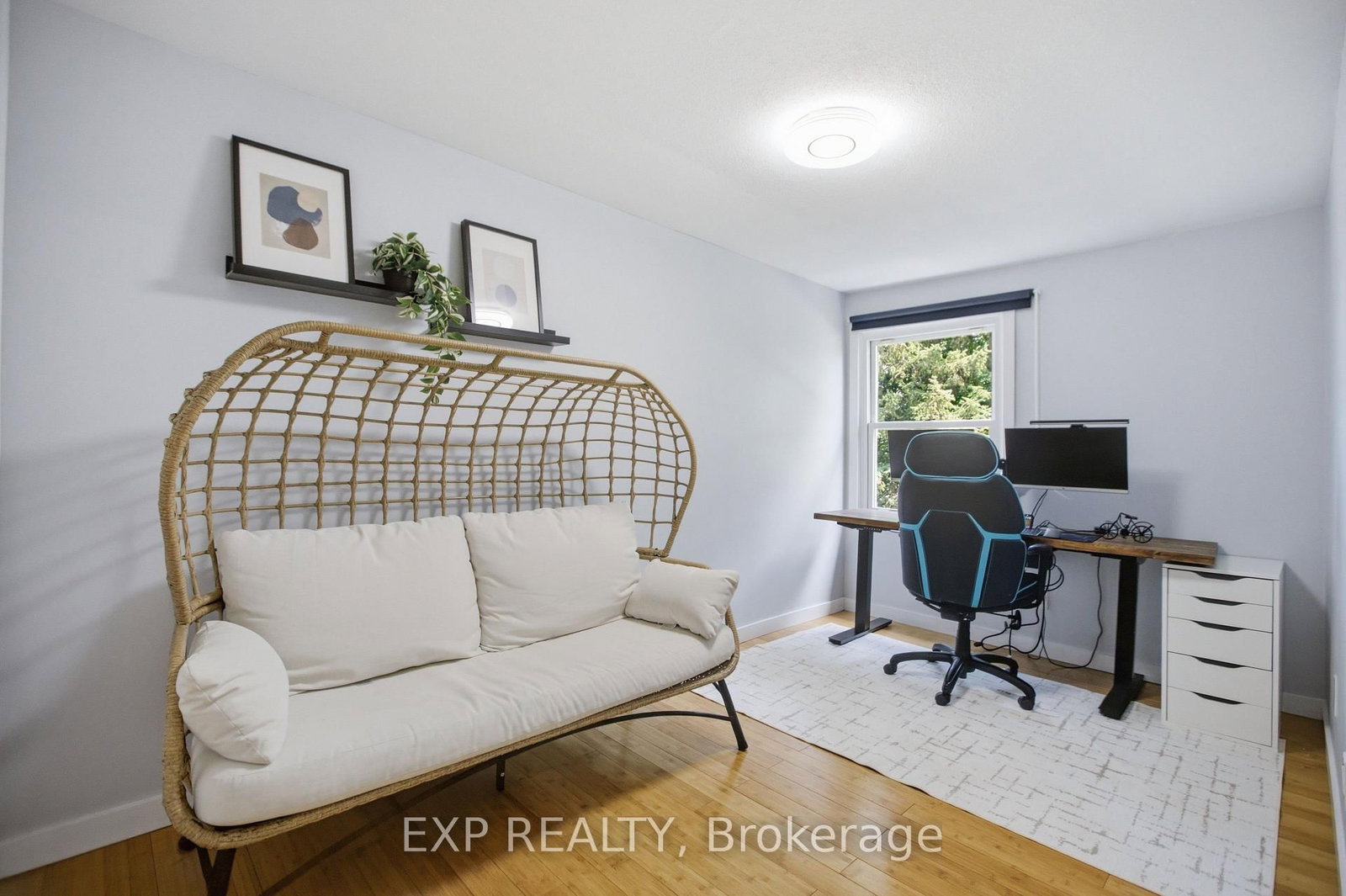 2092 Eric Crescent • Ottawa, ON photo 17