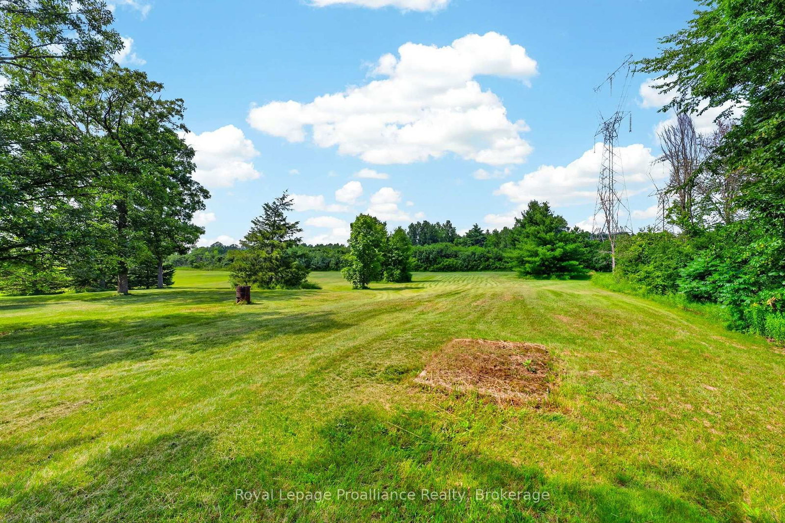 3561 Vienna Crescent • Mcdonalds Corners, ON photo 44