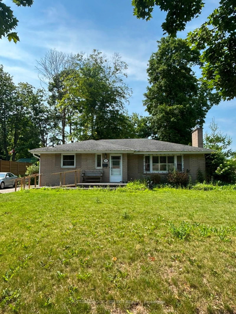 316 Ridgewood Crescent