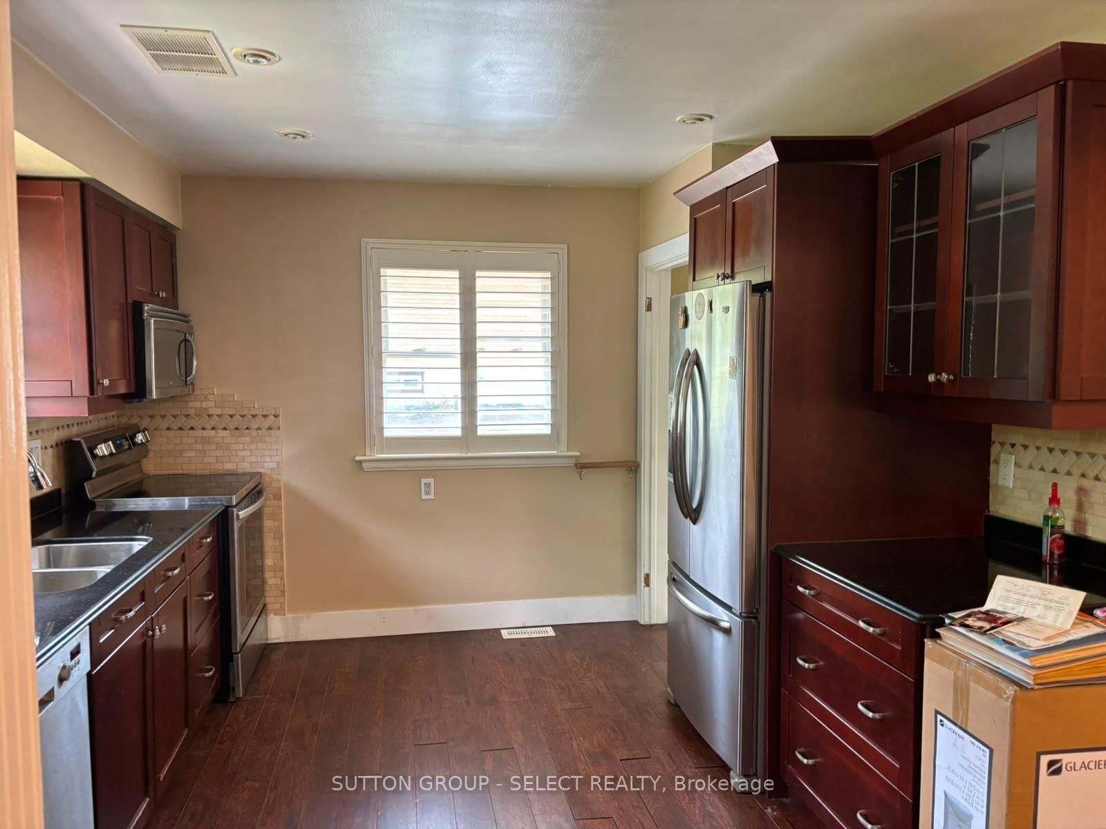 316 Ridgewood Crescent • London South, ON photo 19
