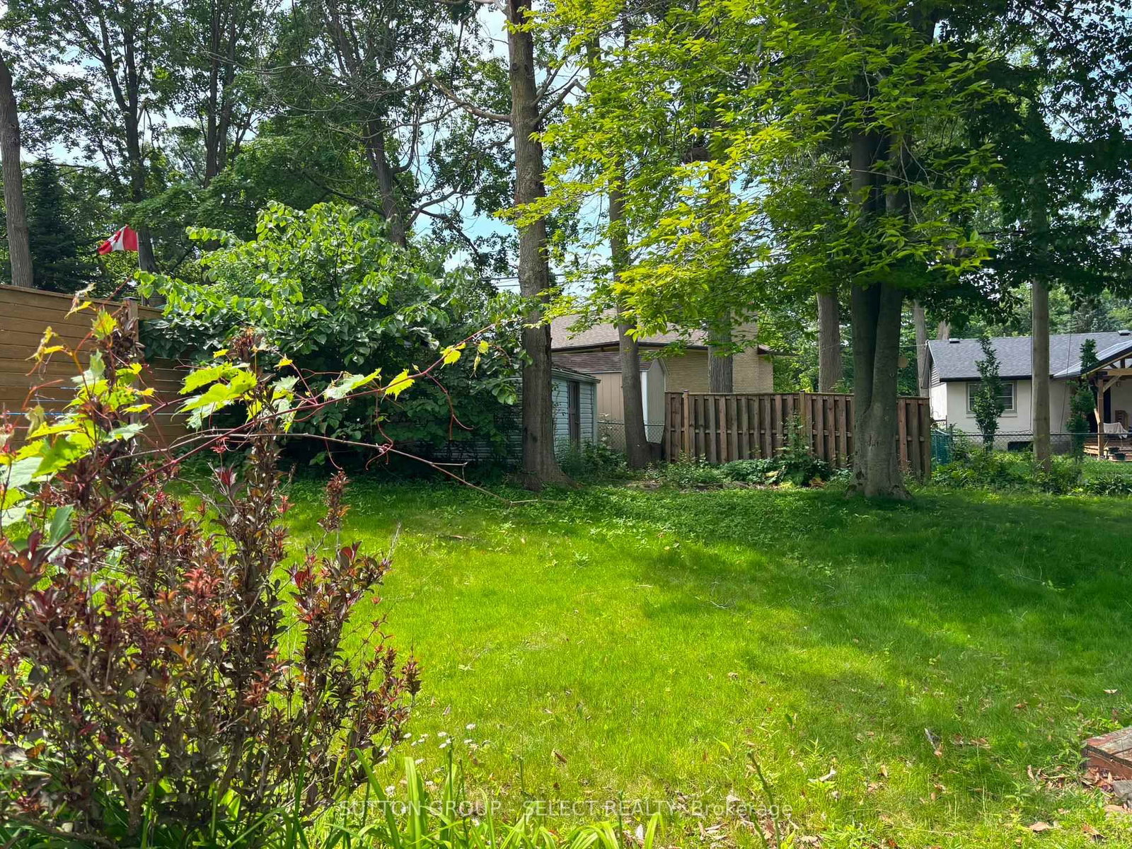 316 Ridgewood Crescent • London South, ON photo 29