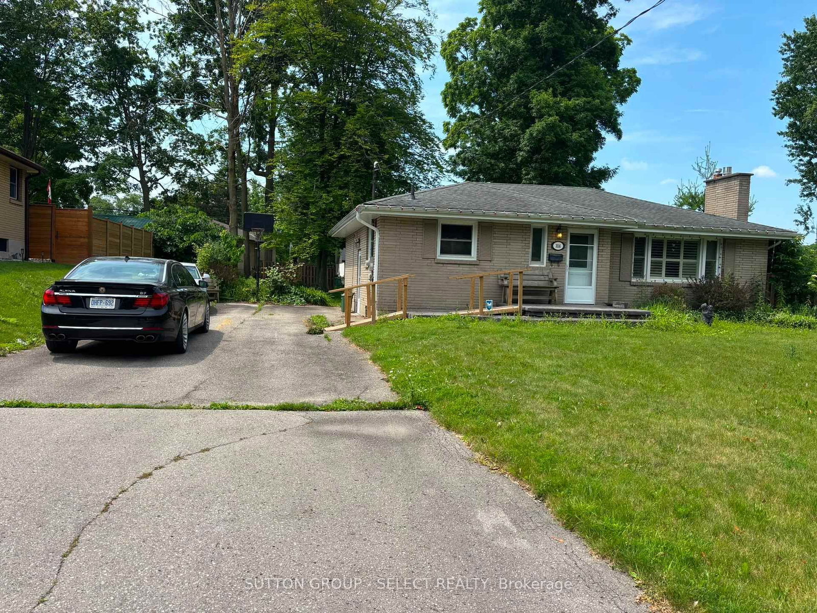 316 Ridgewood Crescent • London South, ON photo 31