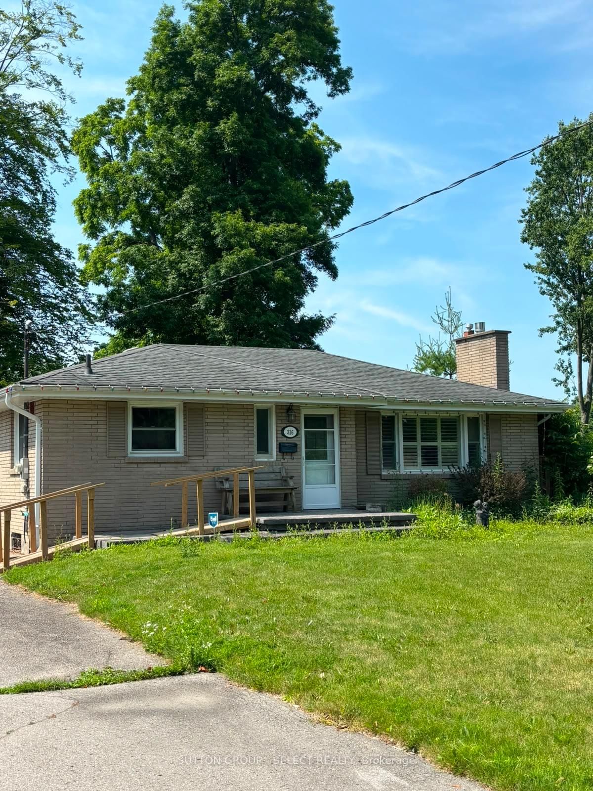 316 Ridgewood Crescent • London South, ON photo 39
