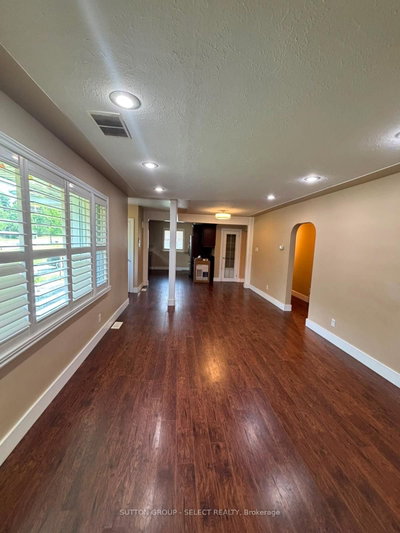 316 Ridgewood Crescent • London South, ON photo 8