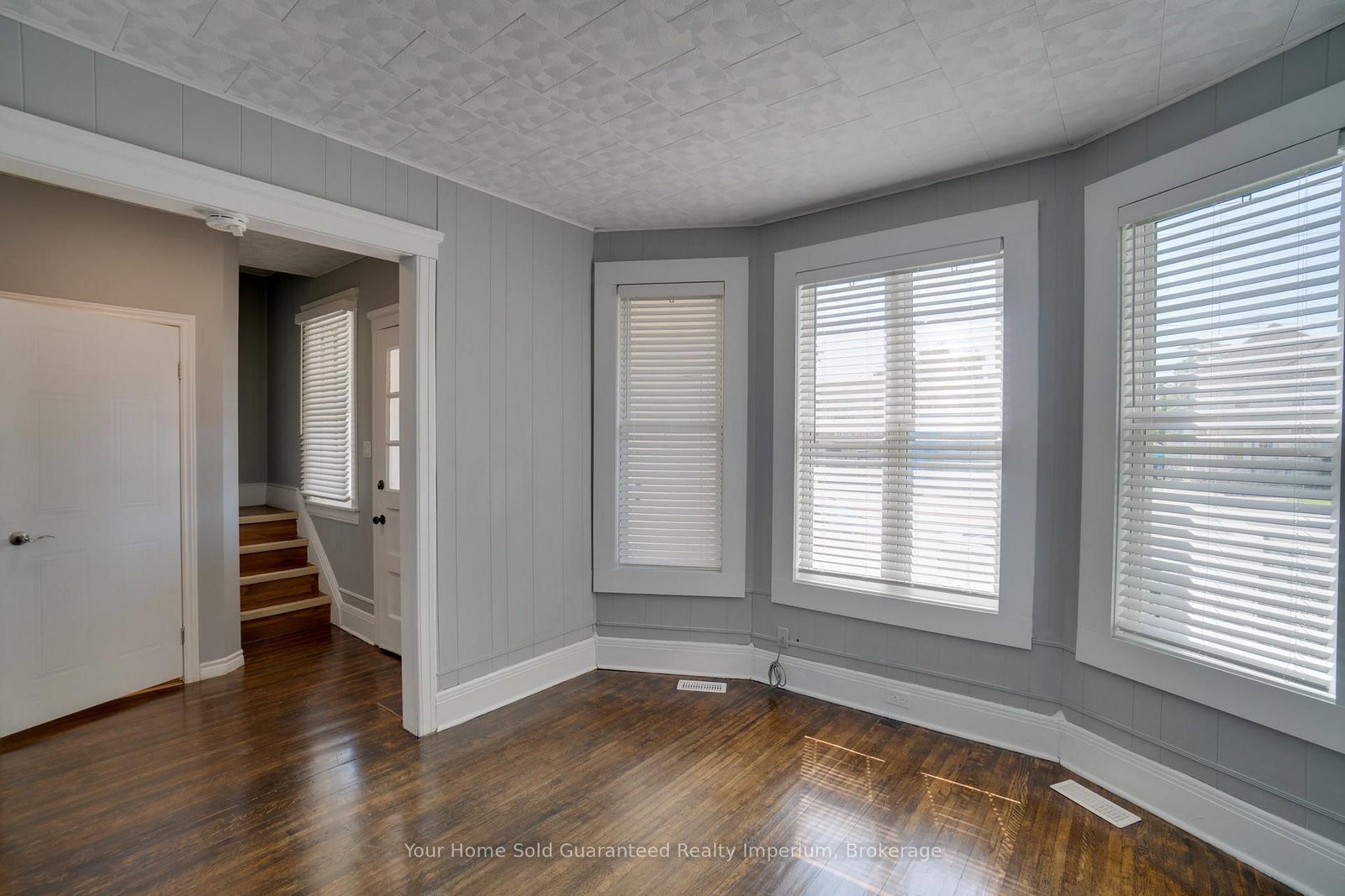1420 University Avenue W • Windsor, ON photo 6