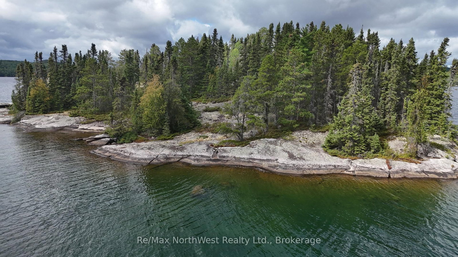 ISLAND EB2114 LINKLATER LAKE Island • Kenora Remote Area, ON photo 11