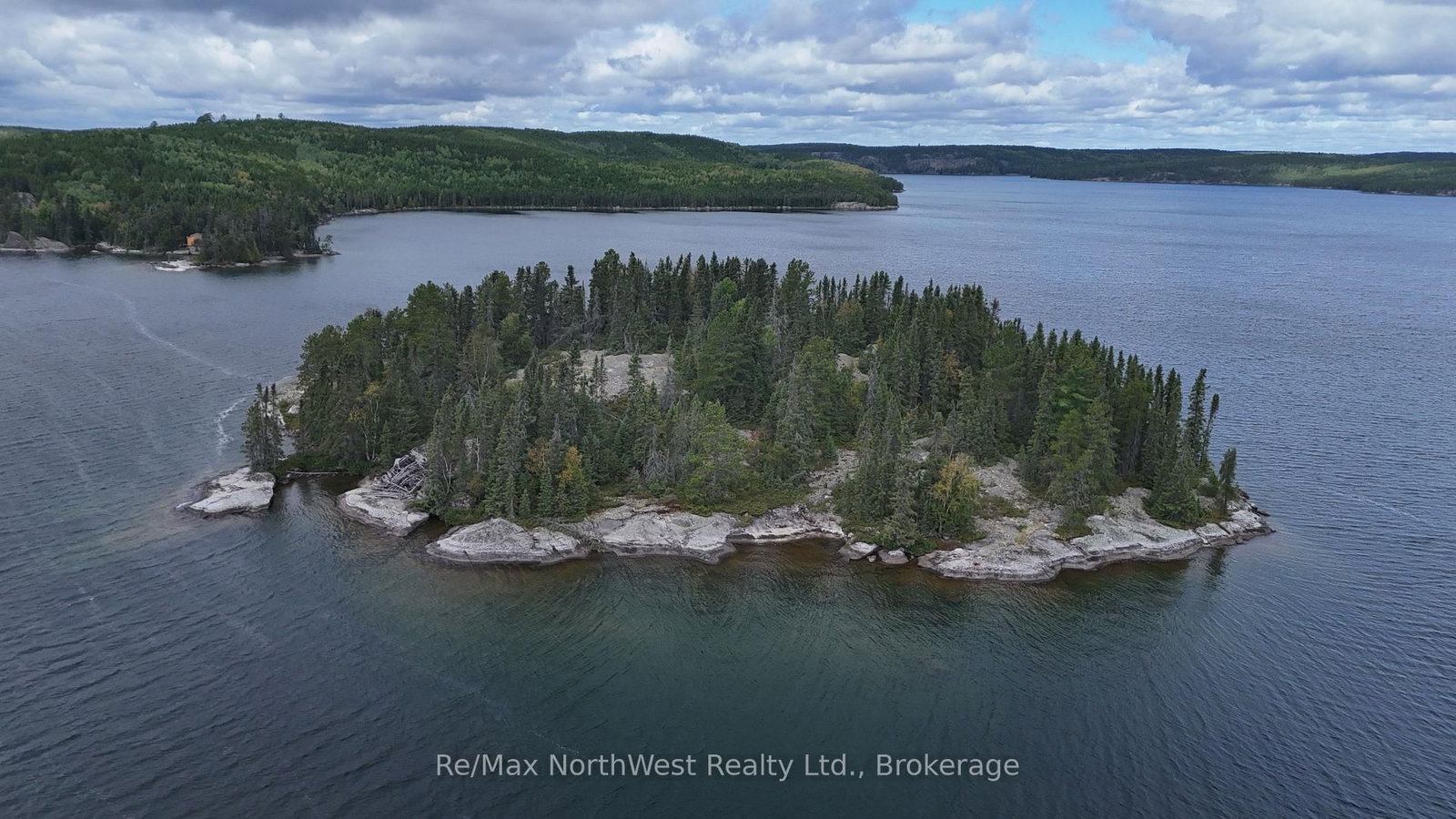 ISLAND EB2114 LINKLATER LAKE Island • Kenora Remote Area, ON photo 3